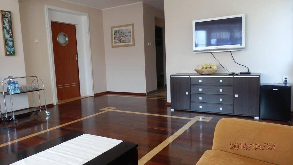 רווה Villa Konik Morski מראה חיצוני תמונה